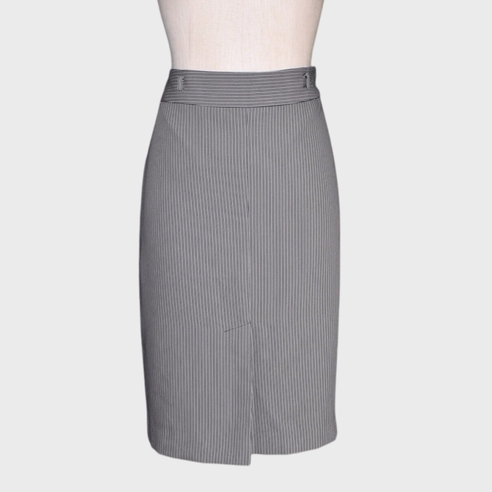 Jones Wear Gray Pinstripe Pencil Skirt
